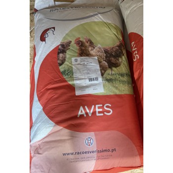 Dist. de Rações Veríssimo | 120 - FARINHA 25Kg - Galinhas Poedeiras. 